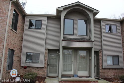 42493 Lilley Pointe Dr, Canton, MI, 48187-3803 | Card Image