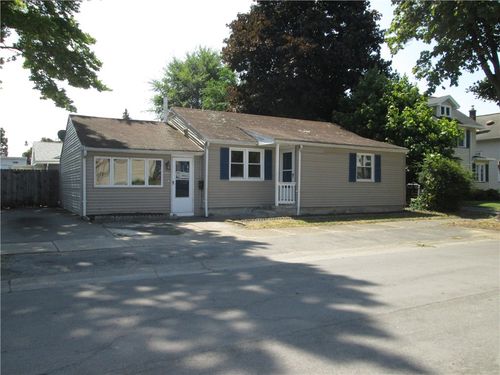 2793 Dewey Ave, Greece, NY, 14616-4627 | Card Image