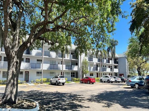 apt-a306-8105 Nw 61st St, TAMARAC, FL, 33321-4260 | Card Image