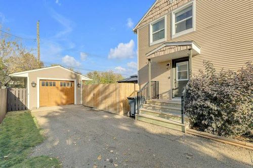 316 Spruce St, Springbrook, AB, T4S1V4 | Card Image