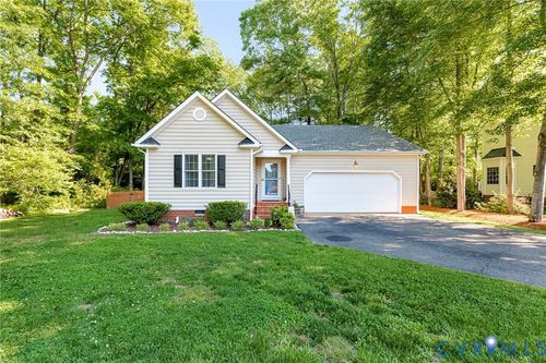 304 Berkley Woods Dr, Ashland, VA, 23005-1253 | Card Image