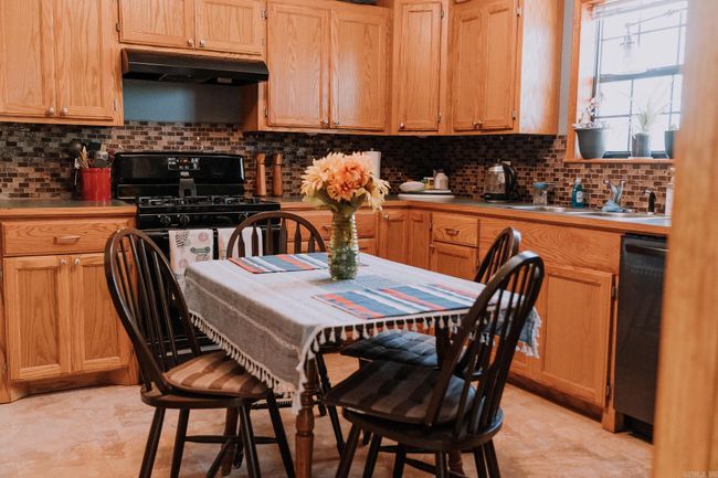 103 E Fair St, House other with 3 bedrooms, 2 bathrooms and null parking in Marshall AR | Image 5
