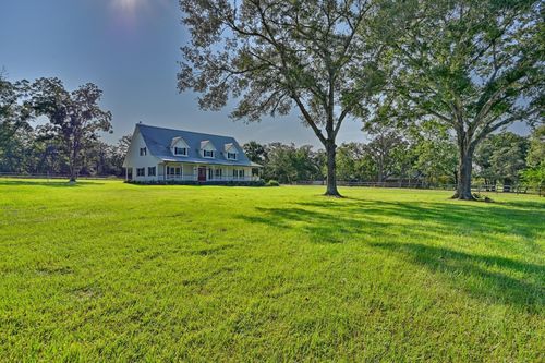 609 Piney Creek Rd, Bellville, TX, 77418-9660 | Card Image