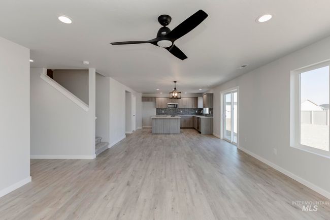 5302 E Burnte Peak St, House other with 4 bedrooms, 3 bathrooms and 3 parking in Nampa ID | Image 8
