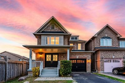 87 Oceanpearl Cres, House attached with 4 bedrooms, 4 bathrooms and 3 parking in Whitby ON | Image 1