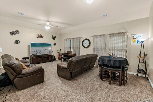 10269 Shadowy Dusk, House other with 5 bedrooms, 3 bathrooms and null parking in Schertz TX | Image 31