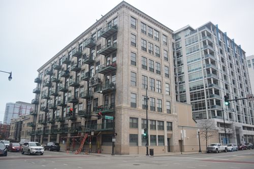 apt-102-1801 S Michigan Ave, Chicago, IL, 60616-1636 | Card Image