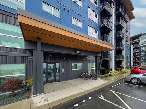 601-2465 Gateway Rd, Victoria, BC, V9B6R1 | Card Image