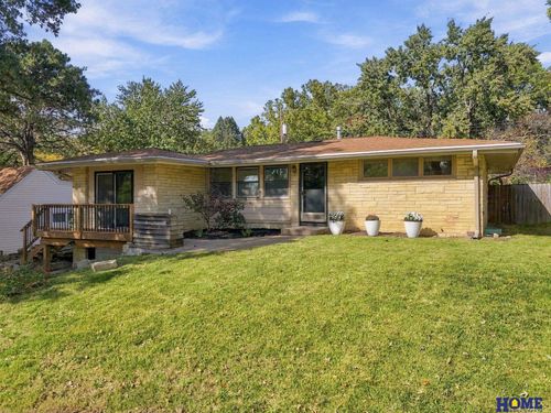 2126 Kessler Cir, Lincoln, NE, 68502-5669 | Card Image