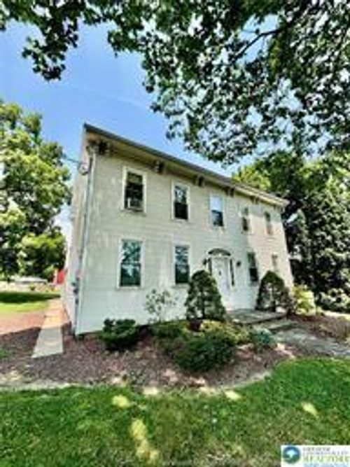 6024 Front St, EASTON, PA, 18040-6418 | Card Image