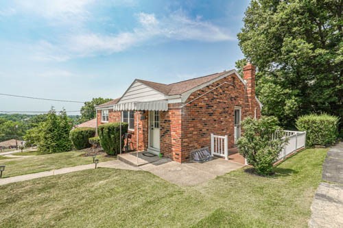 Residential in Castle Shannon 4