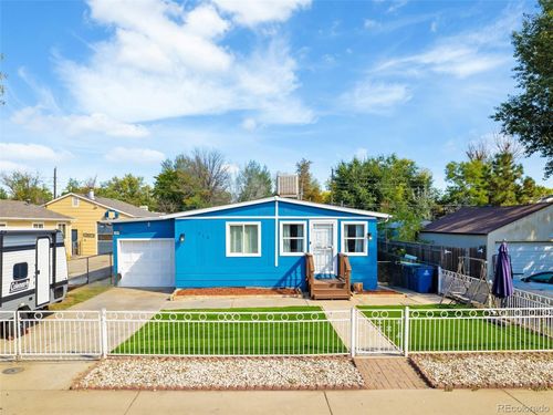 218 Poplar St, Lochbuie, CO, 80603-6417 | Card Image