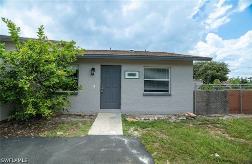 1940 48th St Sw, NAPLES, FL, 34116-5732 | Card Image