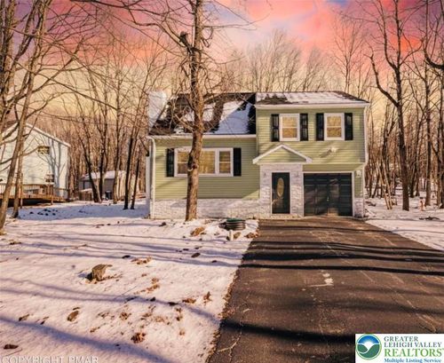 64 Shawnee Trl, Albrightsville, PA, 18210-3913 | Card Image