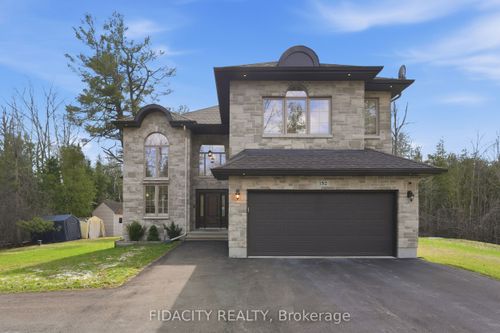 152 Wilbert Cox Dr, Carp, ON, K0A1L0 | Card Image