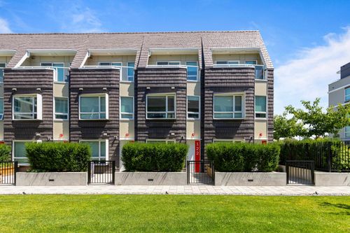 122-12040 Plaza St, Maple Ridge, BC, V2X5X9 | Card Image