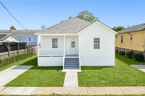 6125 Lafaye St, New Orleans, LA, 70122-6431 | Card Image