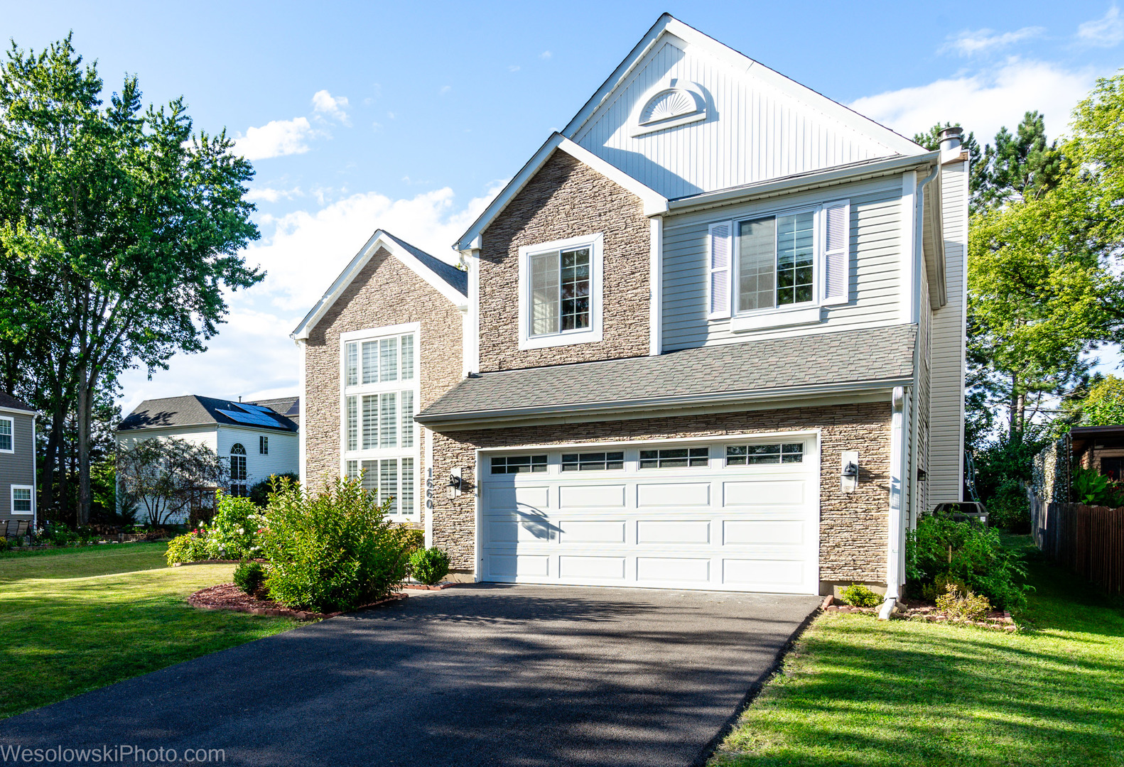 1660 N Huntington Drive, For Sale in Algonquin Zoocasa