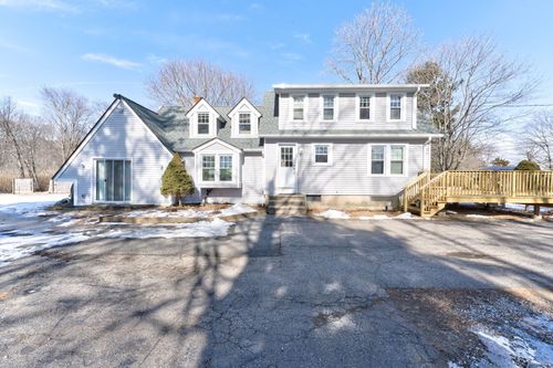 35 Meadow Road, Clinton, CT, 06413 | Card Image