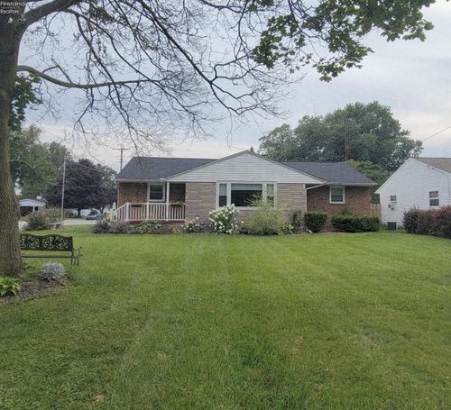 3907 Columbus Ave, Sandusky, OH, 44870-5723 | Card Image