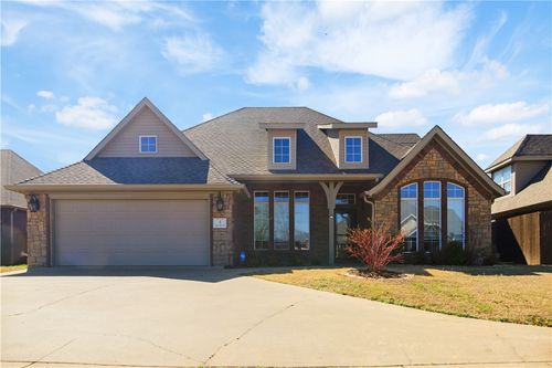 4 Dawn Hills Dr, Bentonville, AR, 72712-4929 | Card Image