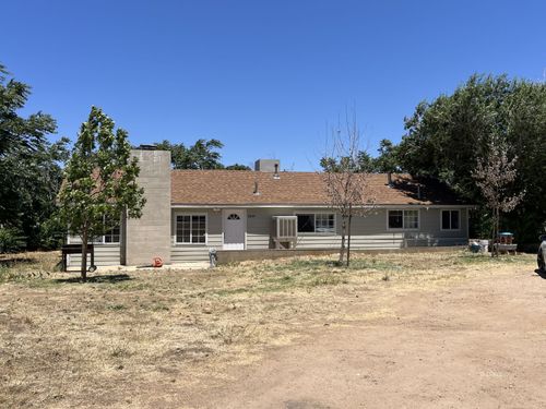 2041 Old Canal Rd, Lake Isabella, CA, 93240-8027 | Card Image