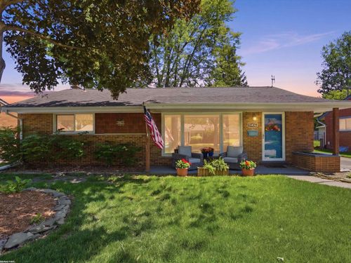 32448 Saint Annes Drive, Warren, MI, 48092 | Card Image