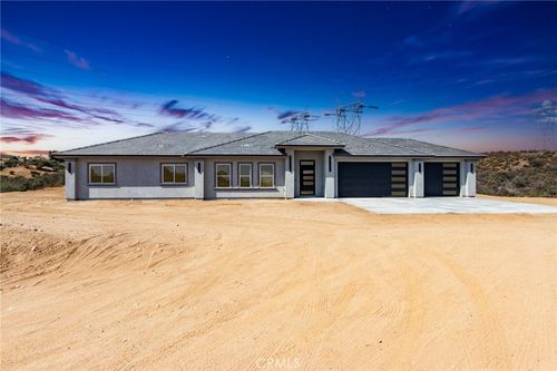 6848 Braceo St, Oak Hills, CA, 92344 | Card Image