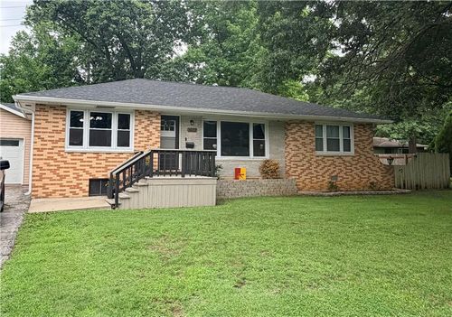 1602 S Olive St, Pittsburg, KS, 66762-5708 | Card Image
