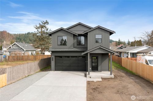 528 Harman Way S, Orting, WA, 98360-9563 | Card Image