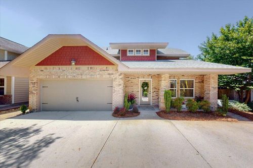 202 Alconese Ave Se, Fort Walton Beach, FL, 32548-5825 | Card Image