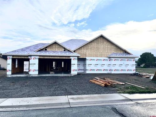 3011 Fortress Cir, Montrose, CO, 81401 | Card Image