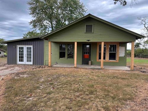 7520 Greers Ferry Rd, Greers Ferry, AR, 72067-9420 | Card Image
