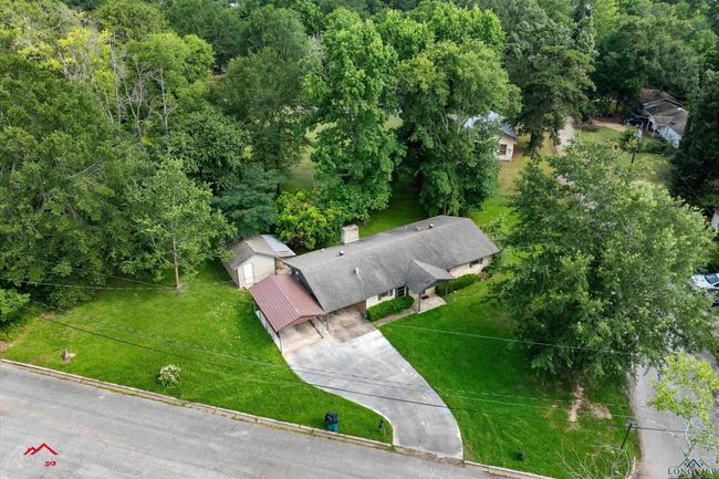 711 Comer St, House other with 3 bedrooms, 2 bathrooms and null parking in Carthage TX | Image 17