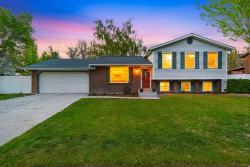 2073 E 10095 S, Sandy, UT, 84092-4037 | Card Image