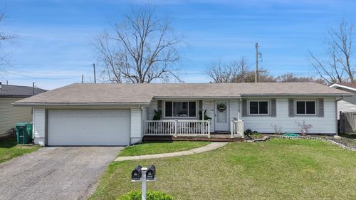 528 Raven Rd, Valparaiso, IN, 46385 | Card Image