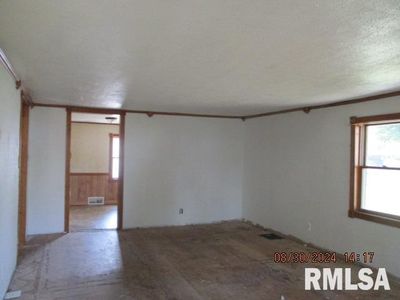 1421 S 6 Th Street, House other with 1 bedrooms, 2 bathrooms and null parking in Pekin IL | Image 2