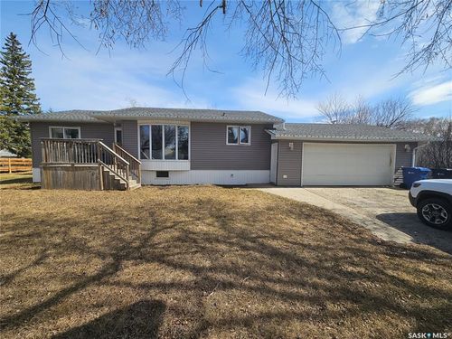 205 3rd St W, Carlyle, SK, S0C0R0 | Card Image