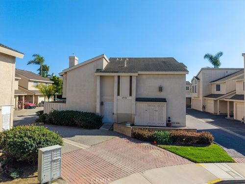4782 James Cir, Huntington Beach, CA, 92649-4328 | Card Image
