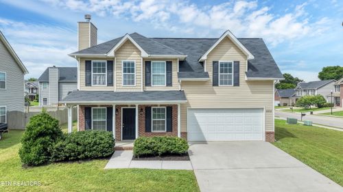 202 Whistlestop Ln, Maryville, TN, 37804-4956 | Card Image