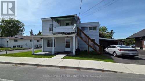 902 Front Road W, Champlain, ON, K0B1K0 | Card Image