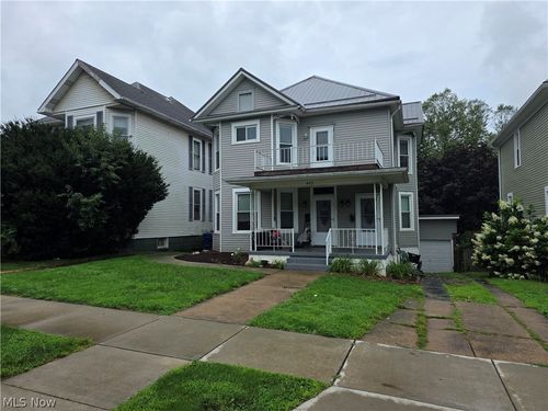 407 1/2 N 10th St, Cambridge, OH, 43725-1811 | Card Image