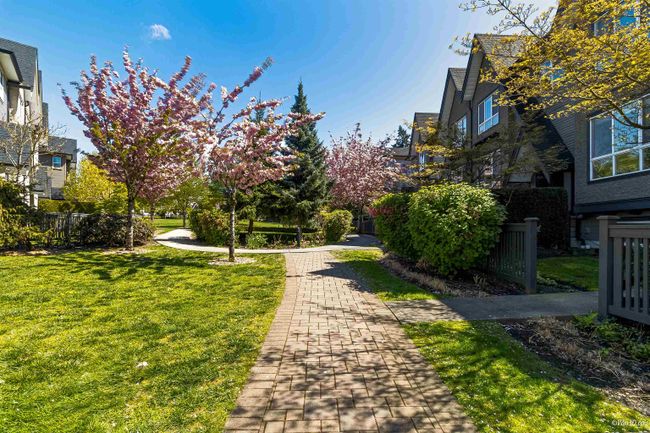 30 - 10489 Delsom Crescent, Townhouse with 4 bedrooms, 3 bathrooms and 3 parking in Delta BC | Image 3
