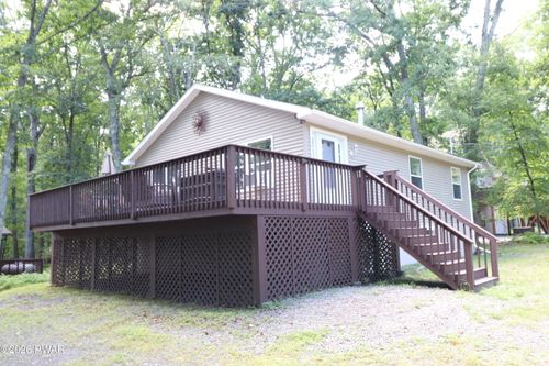132 Constitution Dr, Lackawaxen, PA, 18435-7855 | Card Image
