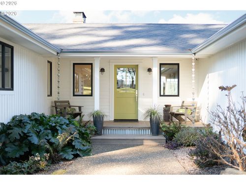 20805 Ne Big Fir Ln, Dundee, OR, 97115-9101 | Card Image