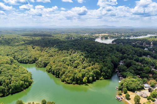 250 Montilago Dr, Moneta, VA, 24121-2152 | Card Image