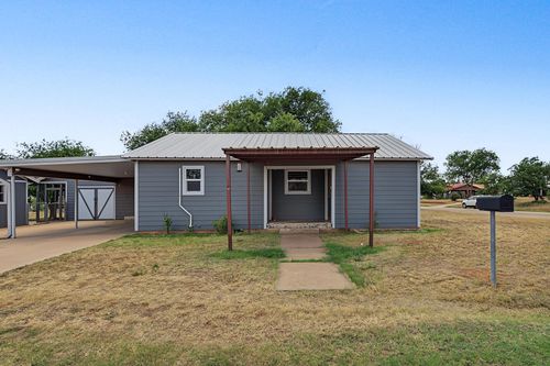 611 N Richard Ave, Rotan, TX, 79546-3113 | Card Image