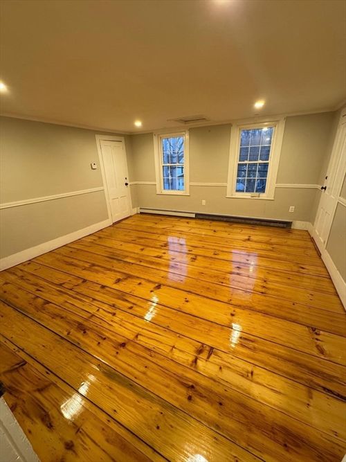 2-368 N Elm St, West Bridgewater, MA, 02379-1104 | Card Image