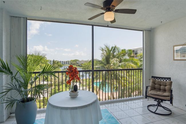 APT-501 - 2205 S Cypress Bend Dr, Condo with 2 bedrooms, 2 bathrooms and null parking in Pompano Beach FL | Image 16