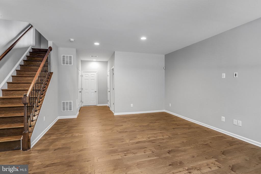 Residential in ASHBURN 2